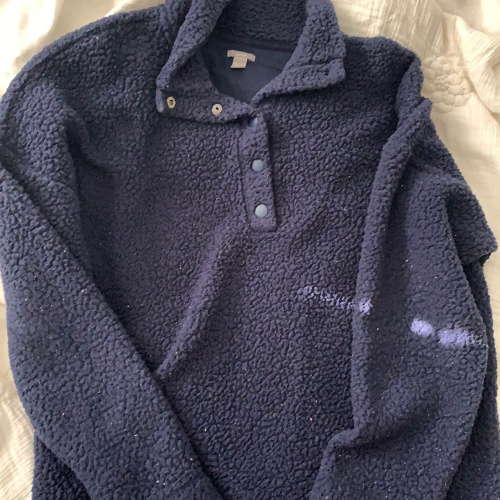 Navy blue puffer sweater